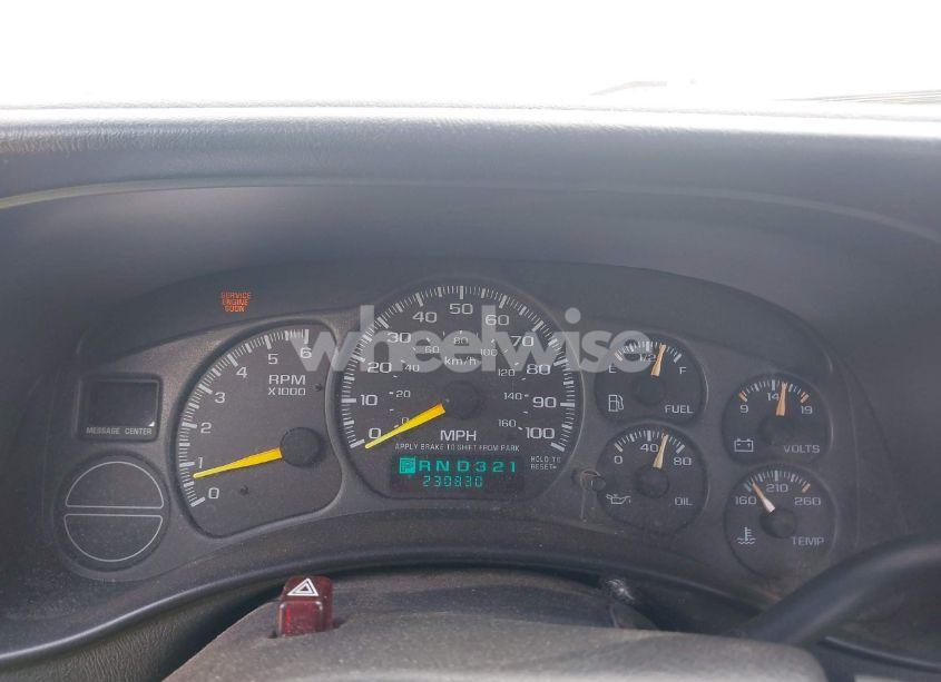 Photo 7 of 1999 Chevrolet Silverado 1500 (VIN 1GCEC14W5XZ135708)