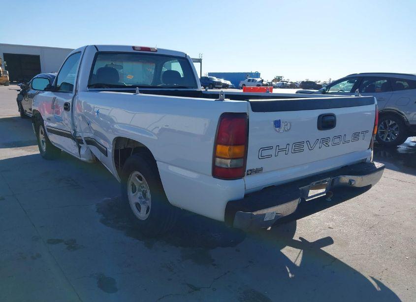 Photo 3 of 1999 Chevrolet Silverado 1500 (VIN 1GCEC14W5XZ183046)