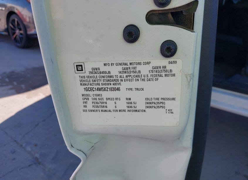 Photo 9 of 1999 Chevrolet Silverado 1500 (VIN 1GCEC14W5XZ183046)