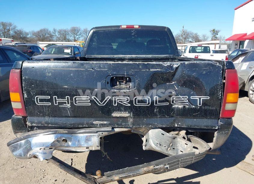 Photo 16 of 2000 Chevrolet Silverado 1500 (VIN 1GCEC14W5YZ259737)