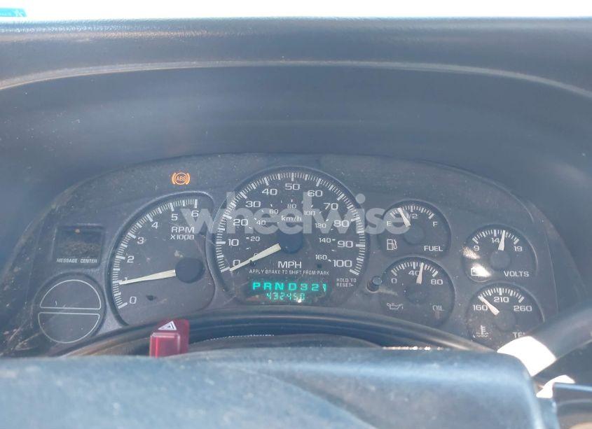 Photo 7 of 2000 Chevrolet Silverado 1500 (VIN 1GCEC14W5YZ259737)