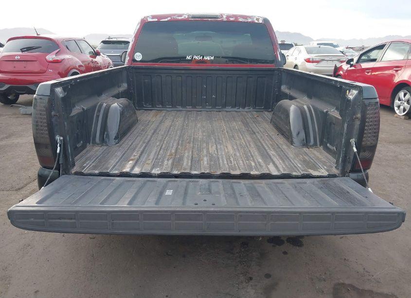 Photo 8 of 2000 Chevrolet Silverado 1500 (VIN 1GCEC14W5YZ354931)