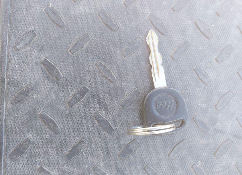 Photo 11 of 2002 Chevrolet Silverado 1500 (VIN 1GCEC14W62Z169312)