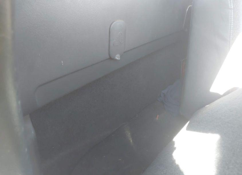 Photo 8 of 2002 Chevrolet Silverado 1500 (VIN 1GCEC14W62Z169312)