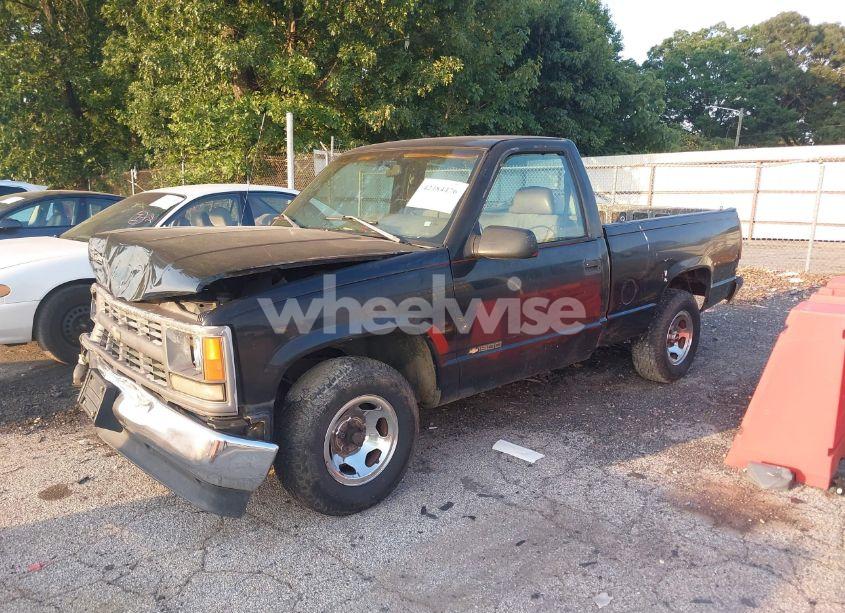 Photo 2 of 1996 Chevrolet Gmt-400 C1500 (VIN 1GCEC14W6TZ170722)