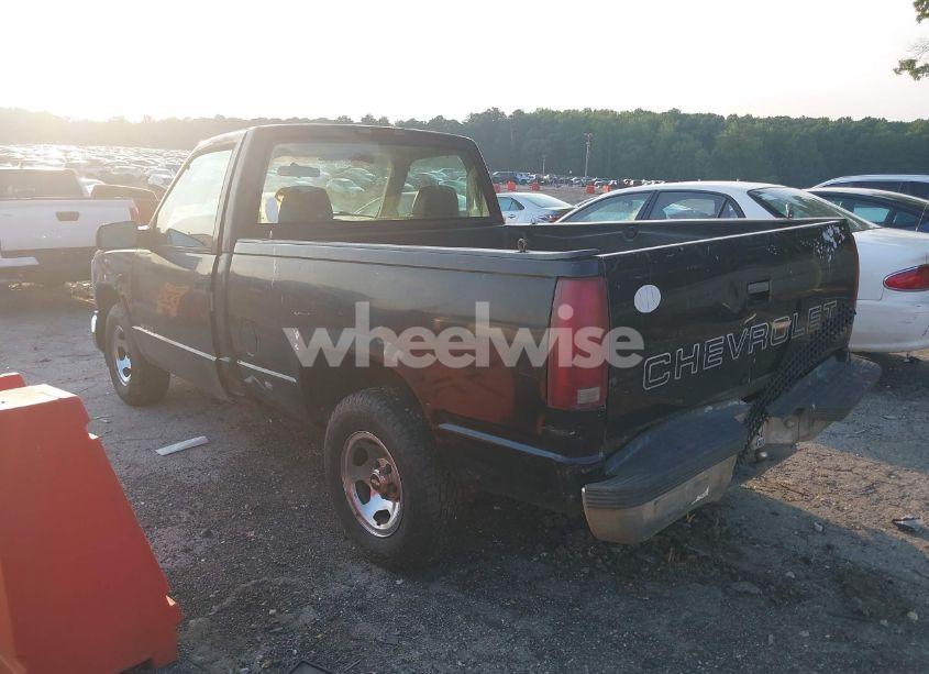 Photo 3 of 1996 Chevrolet Gmt-400 C1500 (VIN 1GCEC14W6TZ170722)