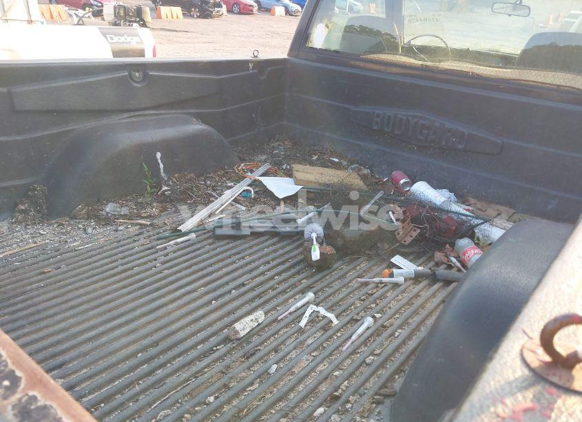 Photo 8 of 1996 Chevrolet Gmt-400 C1500 (VIN 1GCEC14W6TZ170722)