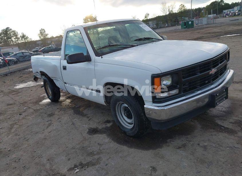 1998 Chevrolet C1500 FLEETSIDE W/T (VIN 1GCEC14W6WZ200824) main photo