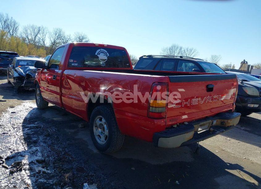 Photo 3 of 2001 Chevrolet Silverado 1500 (VIN 1GCEC14W71Z264136)