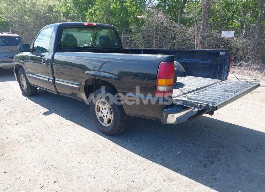 Photo 3 of 2002 Chevrolet Silverado 1500 (VIN 1GCEC14W72Z175006)