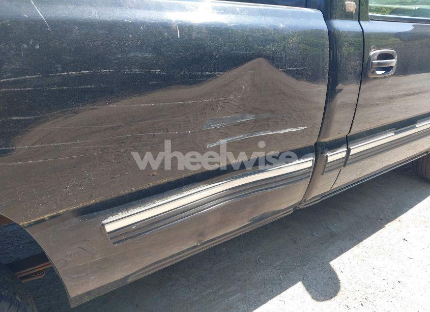 Photo 6 of 2002 Chevrolet Silverado 1500 (VIN 1GCEC14W72Z175006)