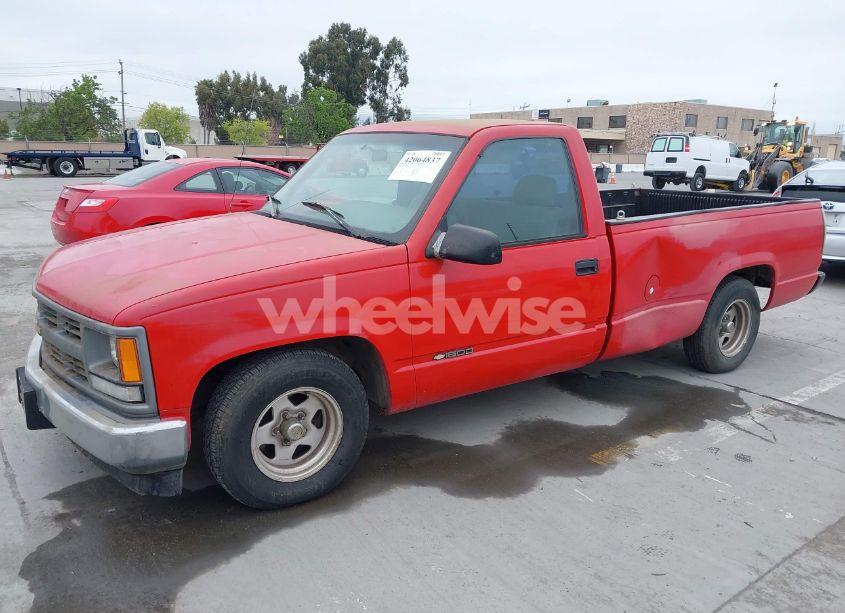 Photo 2 of 1996 Chevrolet Gmt-400 C1500 (VIN 1GCEC14W7TZ224738)