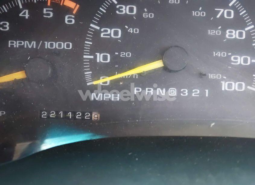 Photo 7 of 1996 Chevrolet Gmt-400 C1500 (VIN 1GCEC14W7TZ224738)