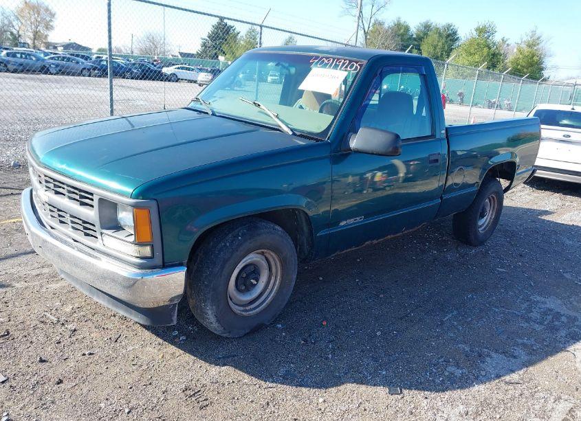 Photo 2 of 1997 Chevrolet C1500 FLEETSIDE (VIN 1GCEC14W7VZ238867)