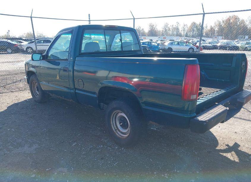 Photo 3 of 1997 Chevrolet C1500 FLEETSIDE (VIN 1GCEC14W7VZ238867)