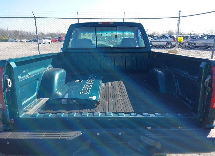 Photo 8 of 1997 Chevrolet C1500 FLEETSIDE (VIN 1GCEC14W7VZ238867)