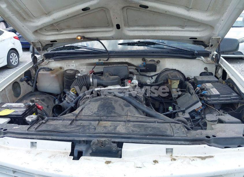 Photo 10 of 1998 Chevrolet C1500 FLEETSIDE W/T (VIN 1GCEC14W7WZ119007)