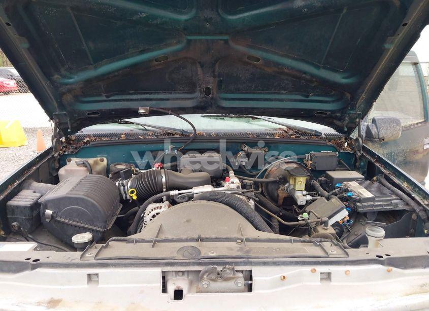 Photo 10 of 1998 Chevrolet C1500 FLEETSIDE W/T (VIN 1GCEC14W7WZ119055)