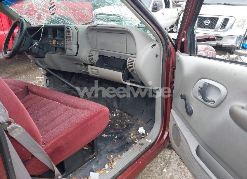 Photo 5 of 1998 Chevrolet C1500 FLEETSIDE W/T (VIN 1GCEC14W7WZ270770)