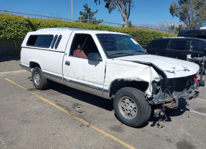1997 Chevrolet C1500 FLEETSIDE (VIN 1GCEC14W8VZ204100) main photo