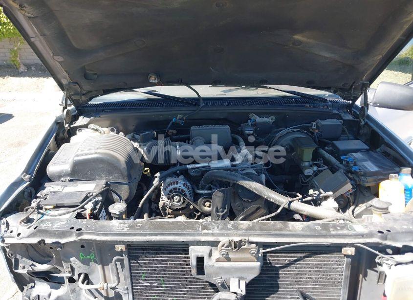 Photo 10 of 1997 Chevrolet C1500 FLEETSIDE (VIN 1GCEC14W8VZ204100)