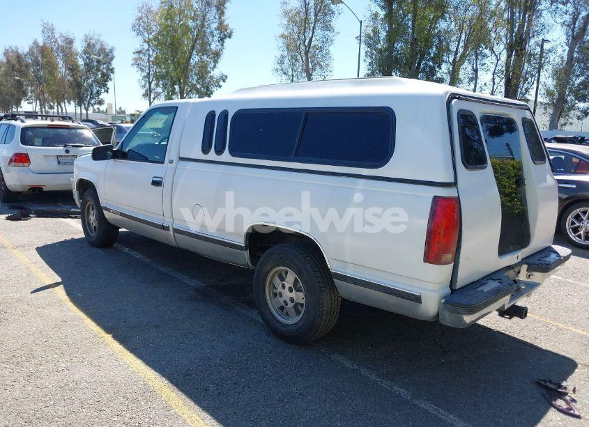 Photo 3 of 1997 Chevrolet C1500 FLEETSIDE (VIN 1GCEC14W8VZ204100)