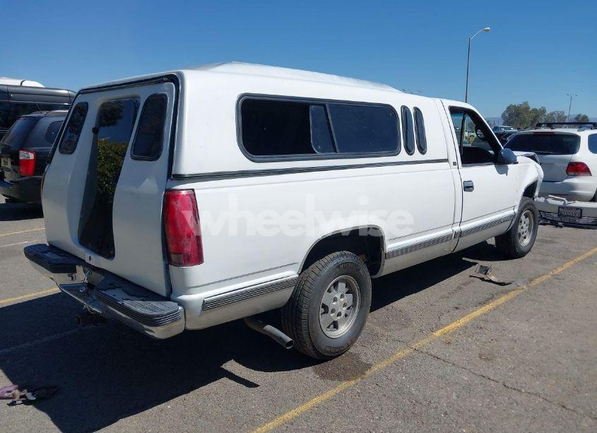 Photo 4 of 1997 Chevrolet C1500 FLEETSIDE (VIN 1GCEC14W8VZ204100)