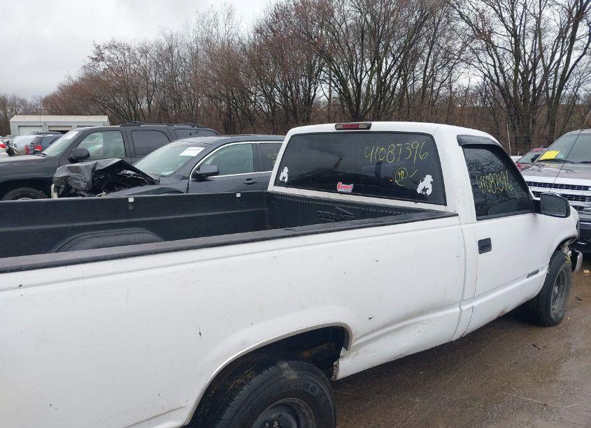 Photo 8 of 1997 Chevrolet C1500 FLEETSIDE W/T (VIN 1GCEC14W8VZ252857)