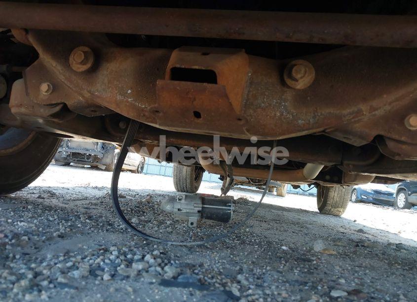 Photo 6 of 1999 Chevrolet Silverado 1500 (VIN 1GCEC14W8XZ104775)