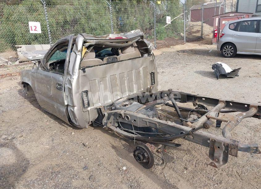 Photo 11 of 2000 Chevrolet Silverado 1500 LS (VIN 1GCEC14W8YZ131945)
