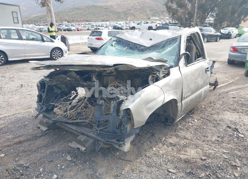 Photo 2 of 2000 Chevrolet Silverado 1500 LS (VIN 1GCEC14W8YZ131945)