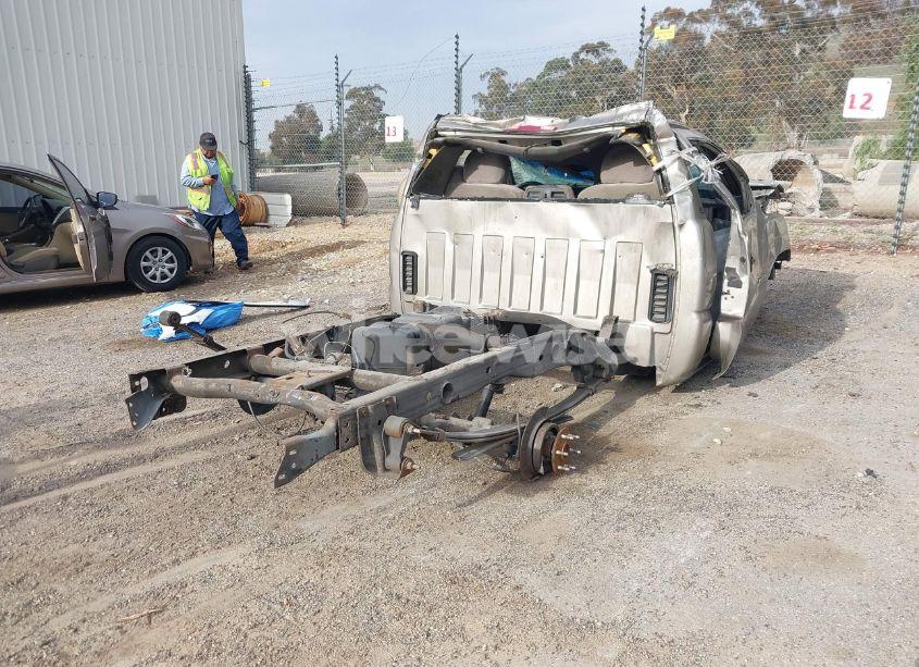 Photo 4 of 2000 Chevrolet Silverado 1500 LS (VIN 1GCEC14W8YZ131945)