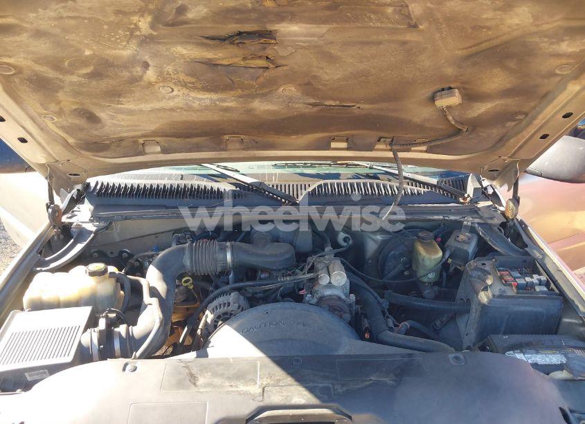 Photo 10 of 2001 Chevrolet Silverado 1500 (VIN 1GCEC14W91Z131376)