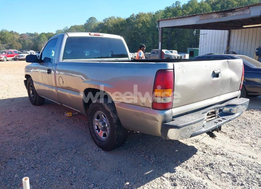 Photo 3 of 2001 Chevrolet Silverado 1500 (VIN 1GCEC14W91Z131376)