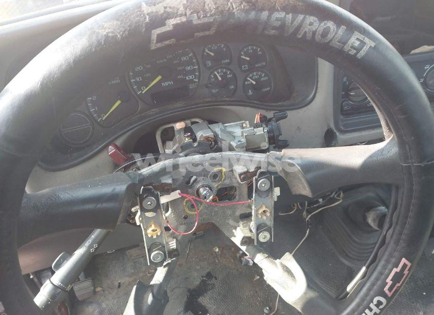 Photo 13 of 1999 Chevrolet Silverado 1500 (VIN 1GCEC14W9XZ131595)