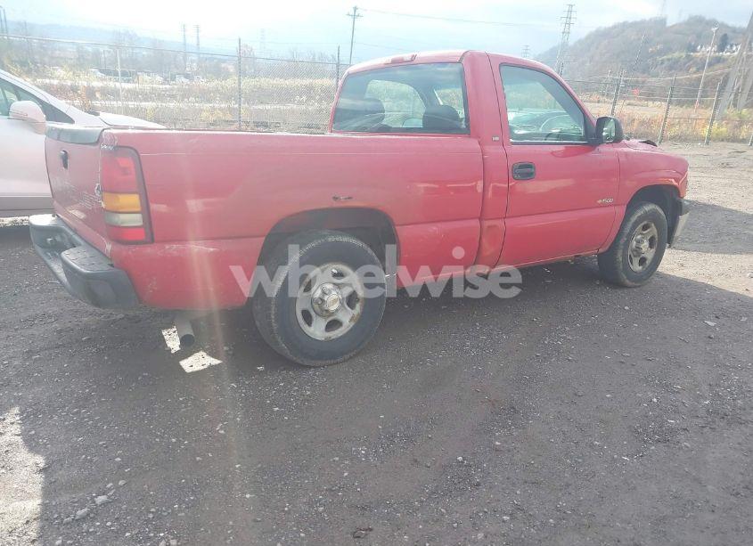 Photo 6 of 1999 Chevrolet Silverado 1500 (VIN 1GCEC14W9XZ131595)