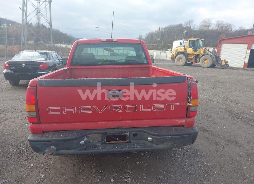 Photo 8 of 1999 Chevrolet Silverado 1500 (VIN 1GCEC14W9XZ131595)