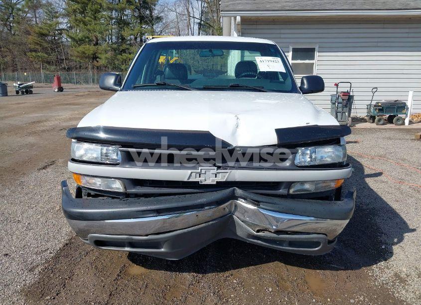 Photo 12 of 2001 Chevrolet Silverado 1500 (VIN 1GCEC14WX1Z185351)