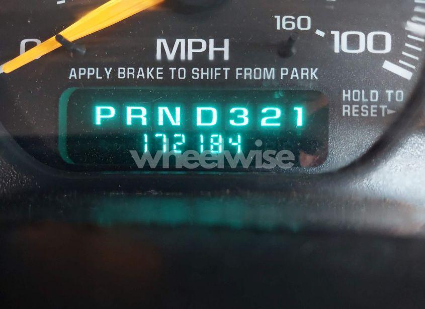 Photo 15 of 2001 Chevrolet Silverado 1500 (VIN 1GCEC14WX1Z185351)