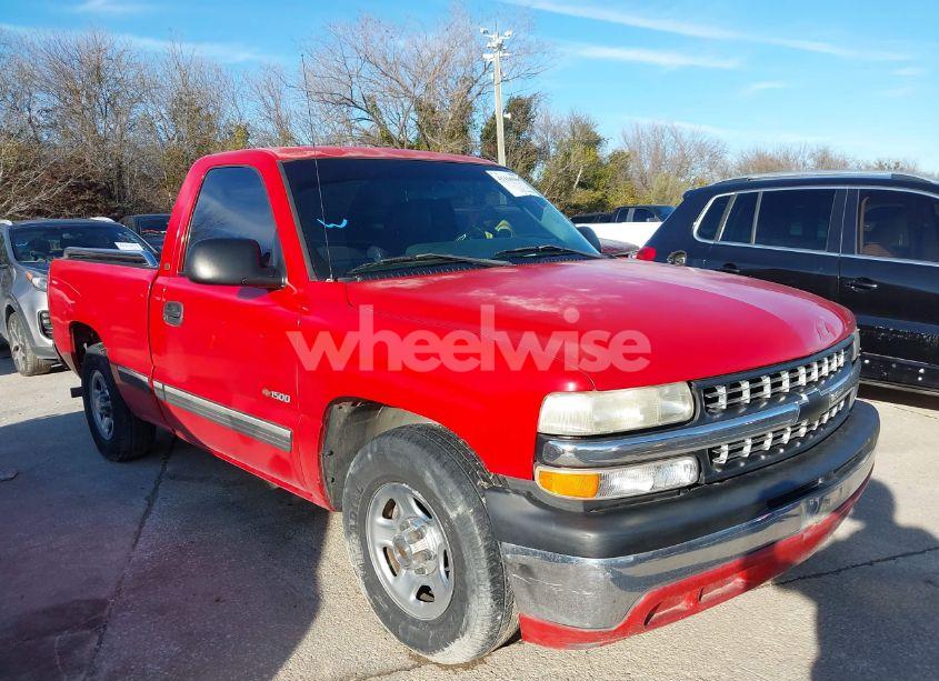 Photo 6 of 2002 Chevrolet Silverado 1500 (VIN 1GCEC14WX2Z161147)