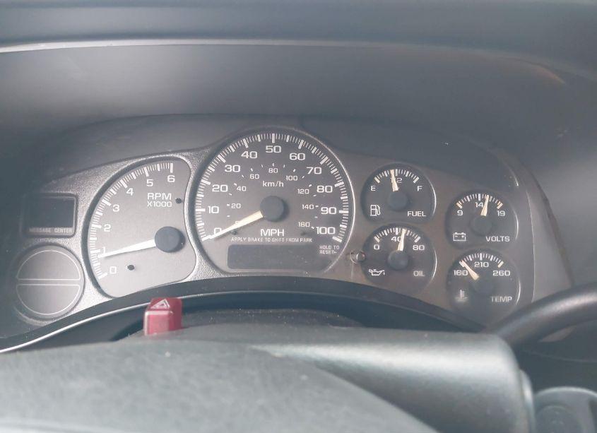 Photo 7 of 2002 Chevrolet Silverado 1500 (VIN 1GCEC14WX2Z192768)