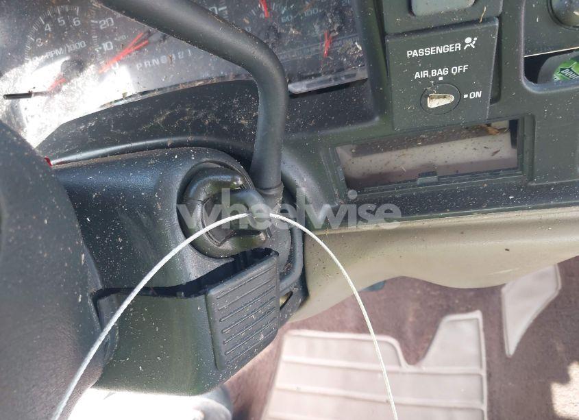 Photo 11 of 1997 Chevrolet C1500 FLEETSIDE (VIN 1GCEC14WXVZ140240)