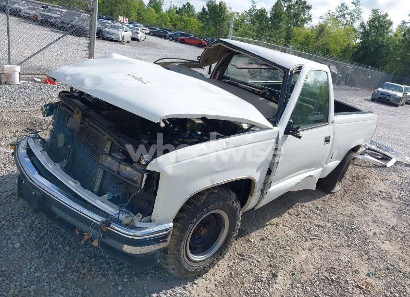 Photo 2 of 1997 Chevrolet C1500 FLEETSIDE (VIN 1GCEC14WXVZ140240)