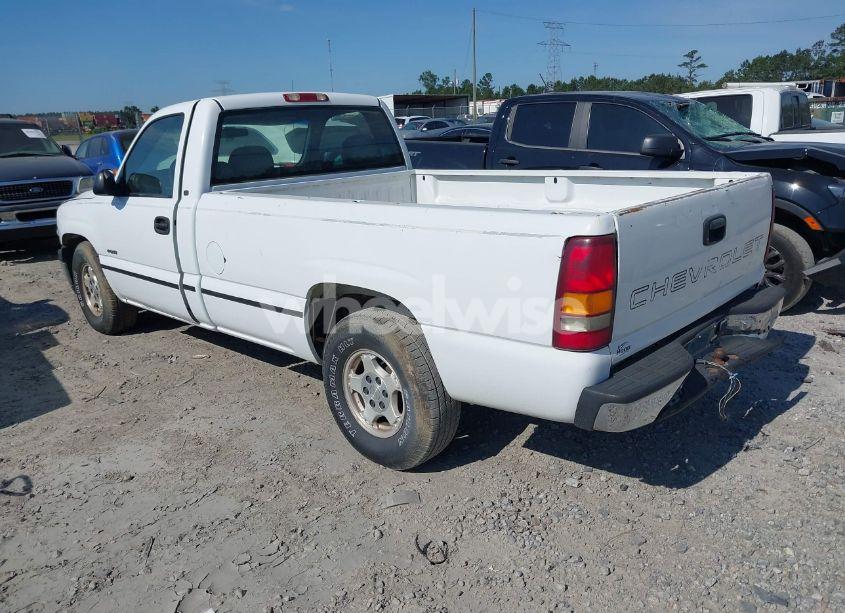 Photo 3 of 1999 Chevrolet Silverado 1500 (VIN 1GCEC14WXXE244589)