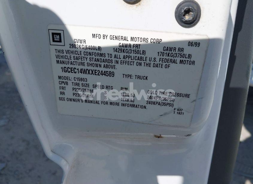 Photo 9 of 1999 Chevrolet Silverado 1500 (VIN 1GCEC14WXXE244589)