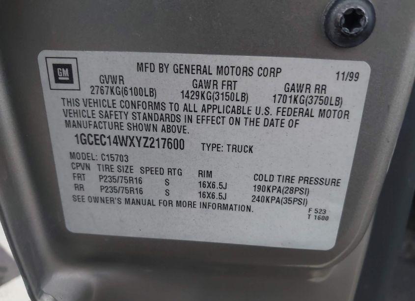 Photo 9 of 2000 Chevrolet Silverado 1500 (VIN 1GCEC14WXYZ217600)