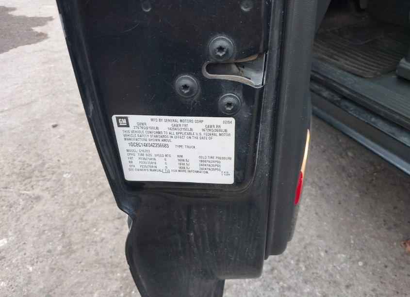 Photo 9 of 2004 Chevrolet Silverado 1500 (VIN 1GCEC14X04Z256683)