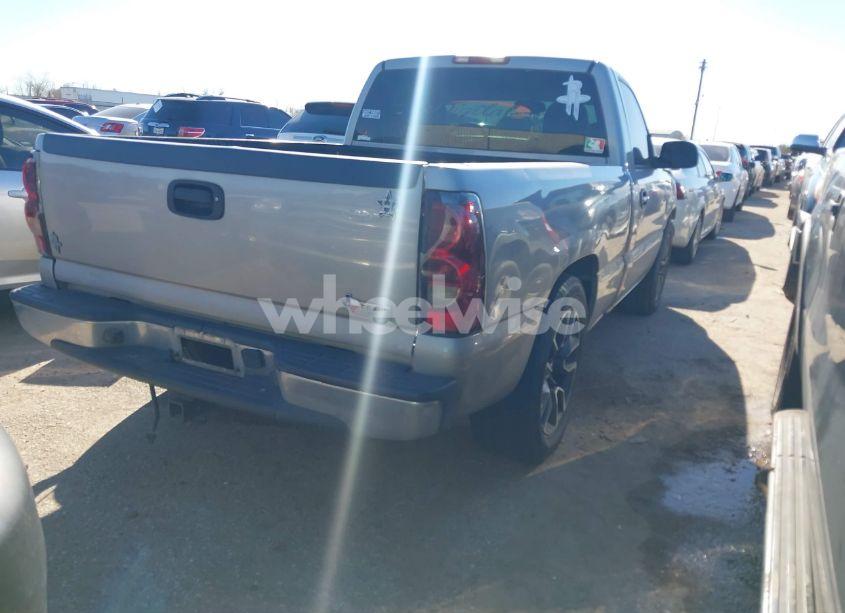 Photo 4 of 2005 Chevrolet Silverado 1500 (VIN 1GCEC14X05Z116179)