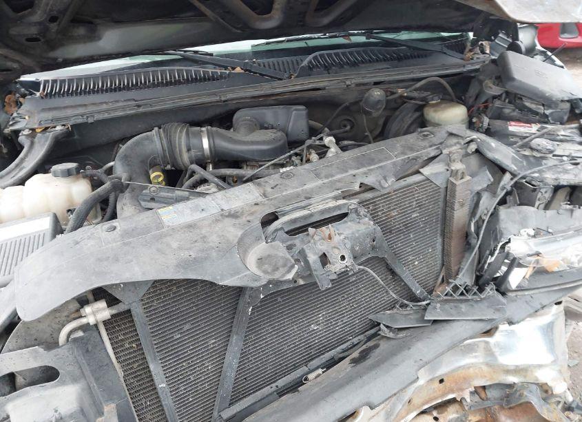 Photo 10 of 2005 Chevrolet Silverado 1500 WORK TRUCK (VIN 1GCEC14X05Z149358)