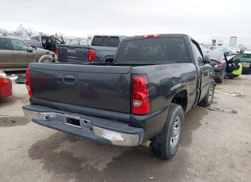 Photo 4 of 2005 Chevrolet Silverado 1500 WORK TRUCK (VIN 1GCEC14X05Z149358)